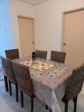 HOMESTAY ULU TIRAM